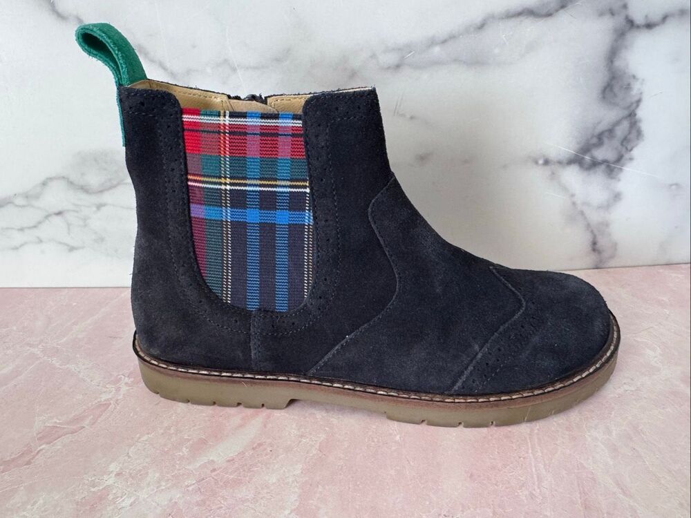 Boden boys ankle boots navy blue suede 4-4.5 excellent condition zip up plaid gi